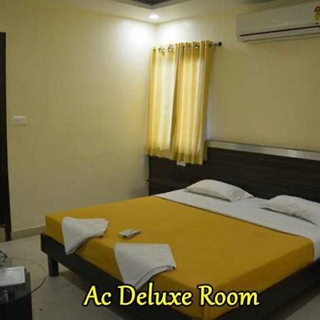 Hotel Green Tree Rāipur 外观 照片